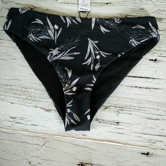 NWT-Lira Bikini bottoms Reversible Floral SZ S - Picture 5 of 15